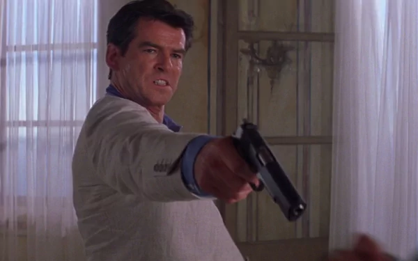 James Bond Pierce Brosnan movie The World Is Not Enough HD Desktop Wallpaper | Background Image