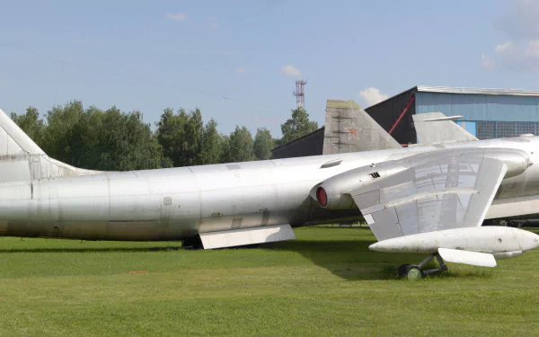 military Myasishchev M-4 HD Desktop Wallpaper | Background Image