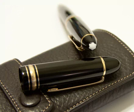 man made pen HD Desktop Wallpaper | Background Image
