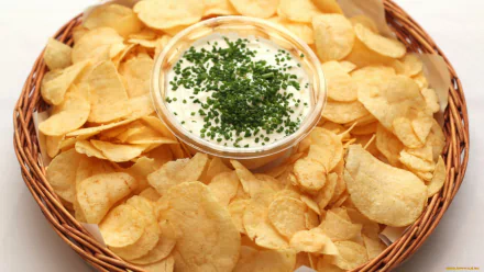  Potato Chips with Sauce