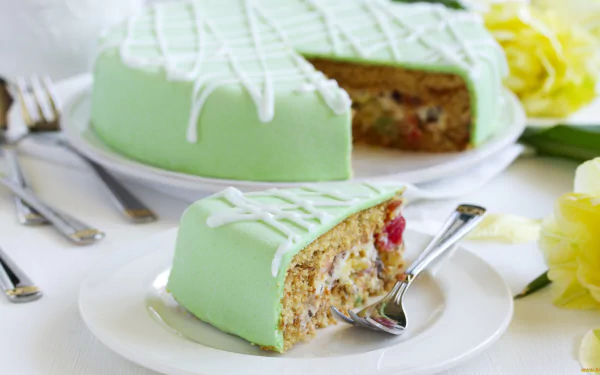  Green hard sugar coated cake