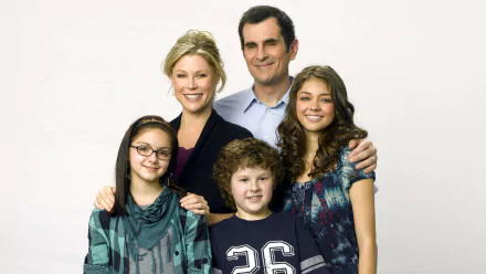 TV Show Modern Family HD Desktop Wallpaper | Background Image