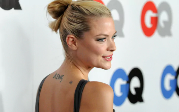 tattoo blue eyes blonde actress American Celebrity Jaime King HD Desktop Wallpaper | Background Image