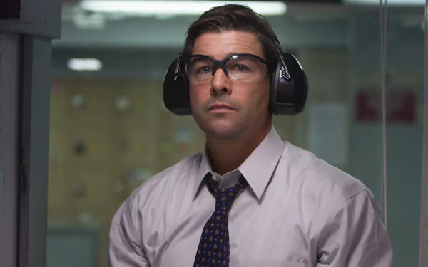Agent Patrick Denham Kyle Chandler movie The Wolf of Wall Street HD Desktop Wallpaper | Background Image
