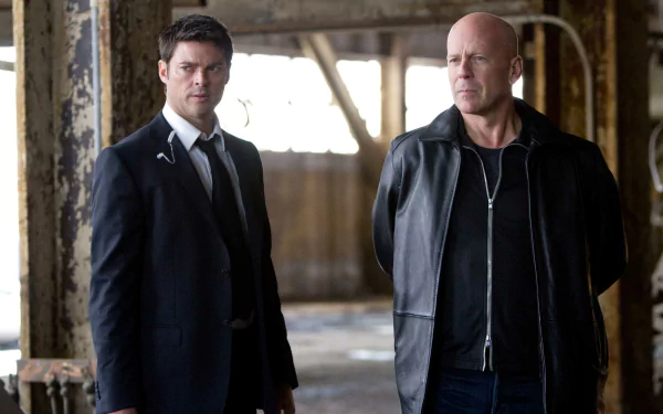 Karl Urban William Cooper Bruce Willis Frank Moses movie red HD Desktop Wallpaper | Background Image