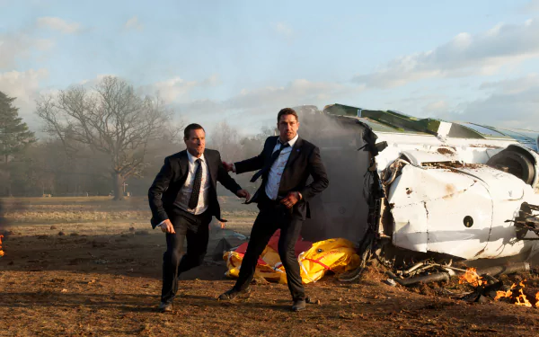 Aaron Eckhart Benjamin Asher Gerard Butler Mike Banning movie London Has Fallen HD Desktop Wallpaper | Background Image