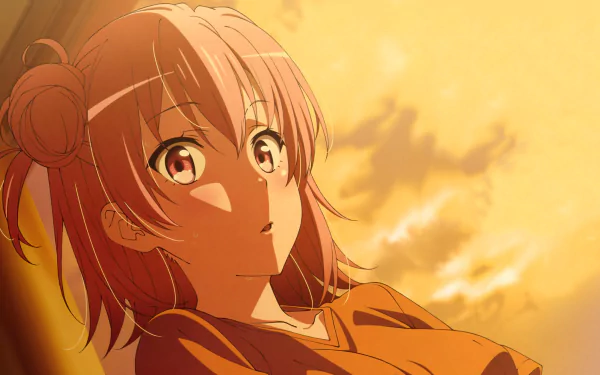 A vibrant HD wallpaper featuring Yui Yuigahama from the anime My Teen Romantic Comedy SNAFU, capturing her expressive gaze against a warm, golden backdrop.