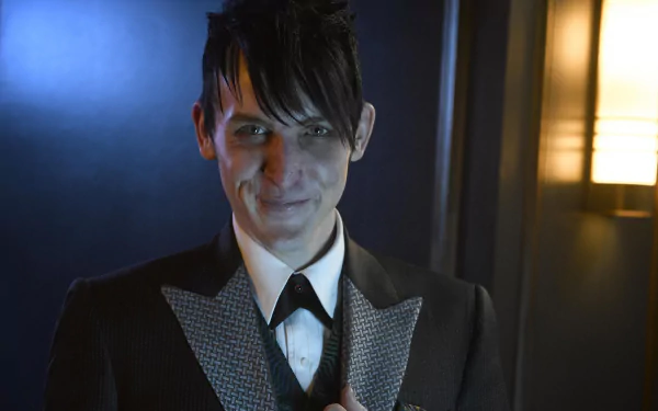 Penguin (DC Comics) Robin Lord Taylor Gotham (TV Show) TV Show gotham HD Desktop Wallpaper | Background Image