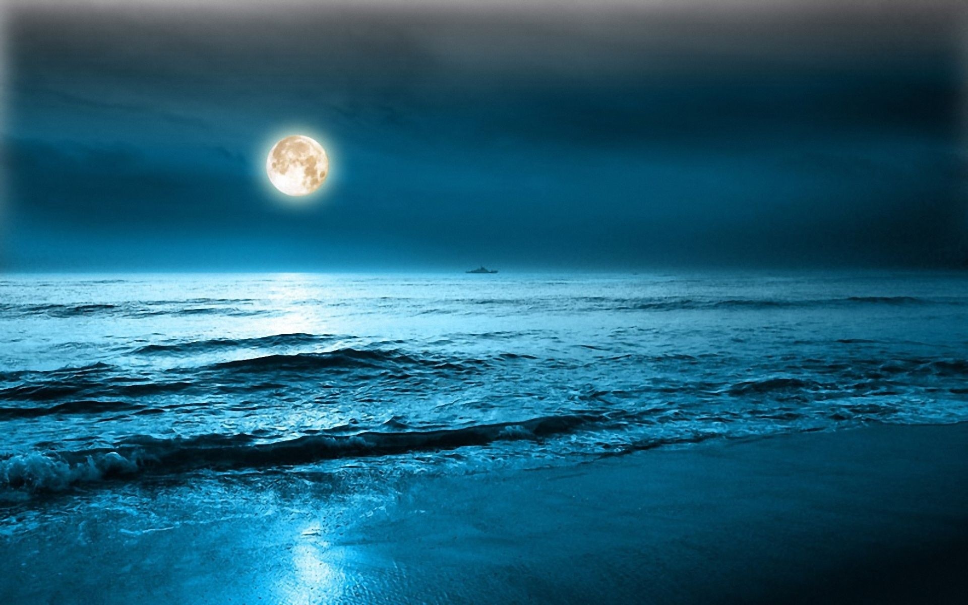 night moon sea wallpaper