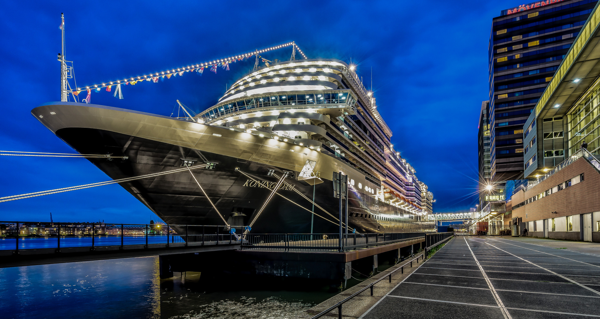 Vehicles Cruise Ship HD Wallpaper | Background Image