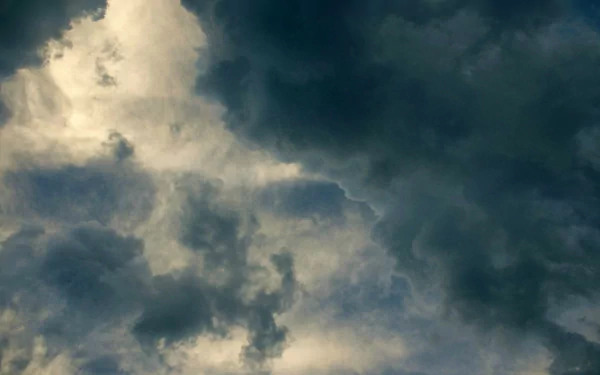  Cloudy Sky