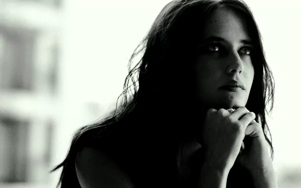 Celebrity Eva Green HD Desktop Wallpaper | Background Image