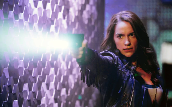 Melanie Scrofano TV Show Wynonna Earp HD Desktop Wallpaper | Background Image