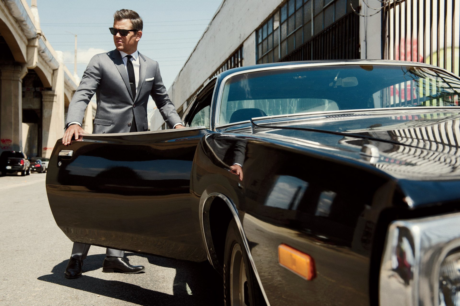 Download Sunglasses Suit Car American Actor Celebrity Matt Damon HD Wallpaper