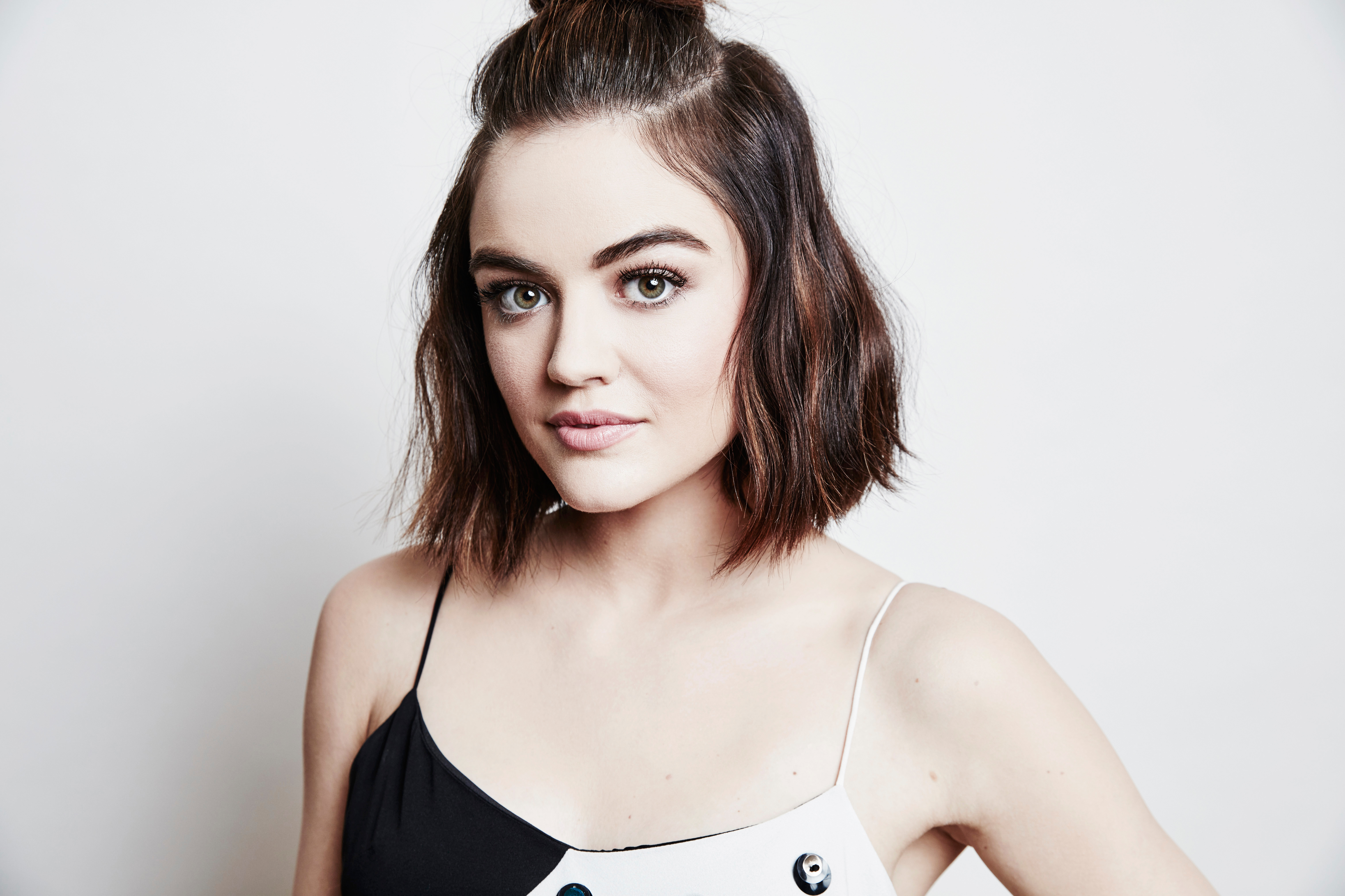 Celebrity Lucy Hale HD Wallpaper | Background Image