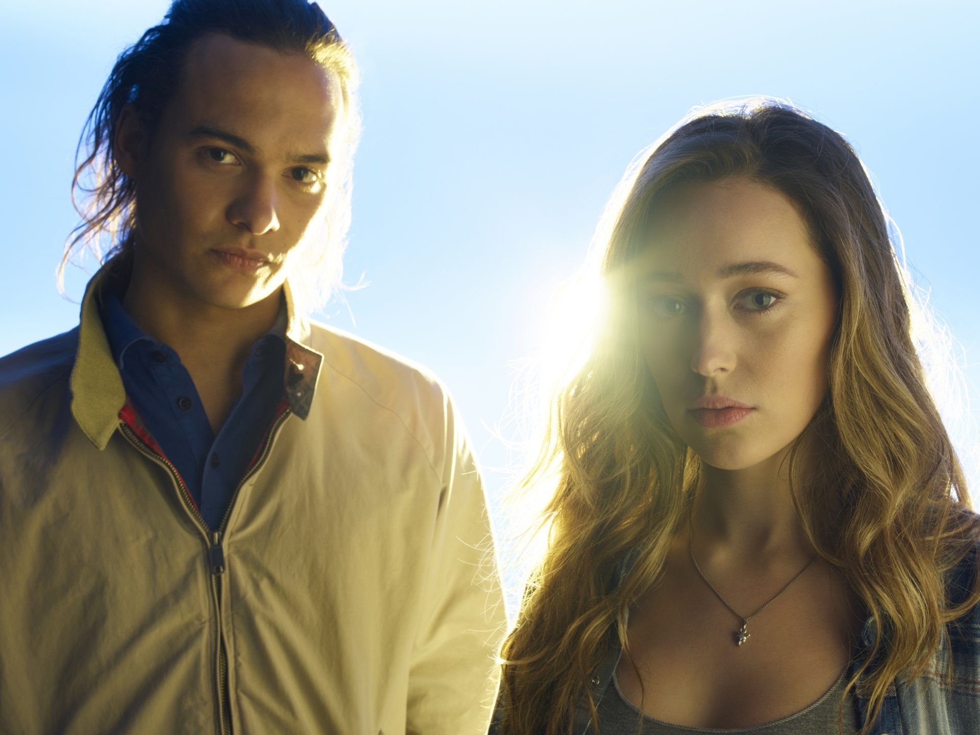 Download Nick Clark Frank Dillane Alicia Clark Alycia Debnam Carey TV Show Fear The Walking Dead 8k Ultra HD Wallpaper
