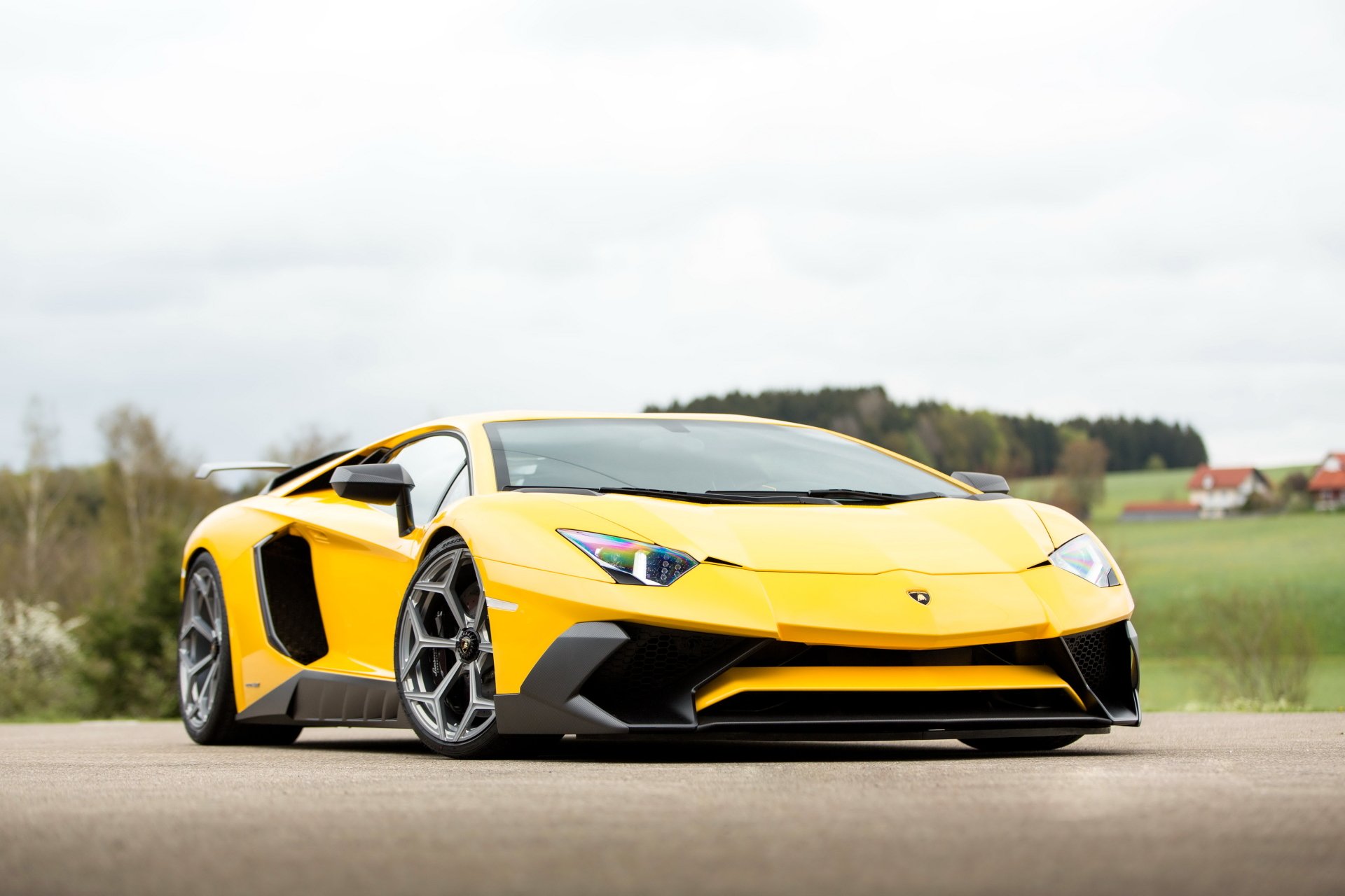 Download Supercar Car Yellow Car Lamborghini Vehicle Lamborghini Aventador  SV 4k Ultra HD Wallpaper, image size:1920x1280