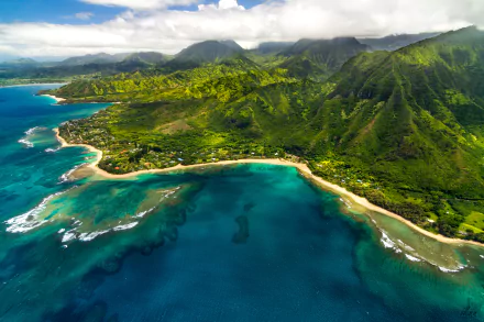  Maniniholo Bay in Hawaii