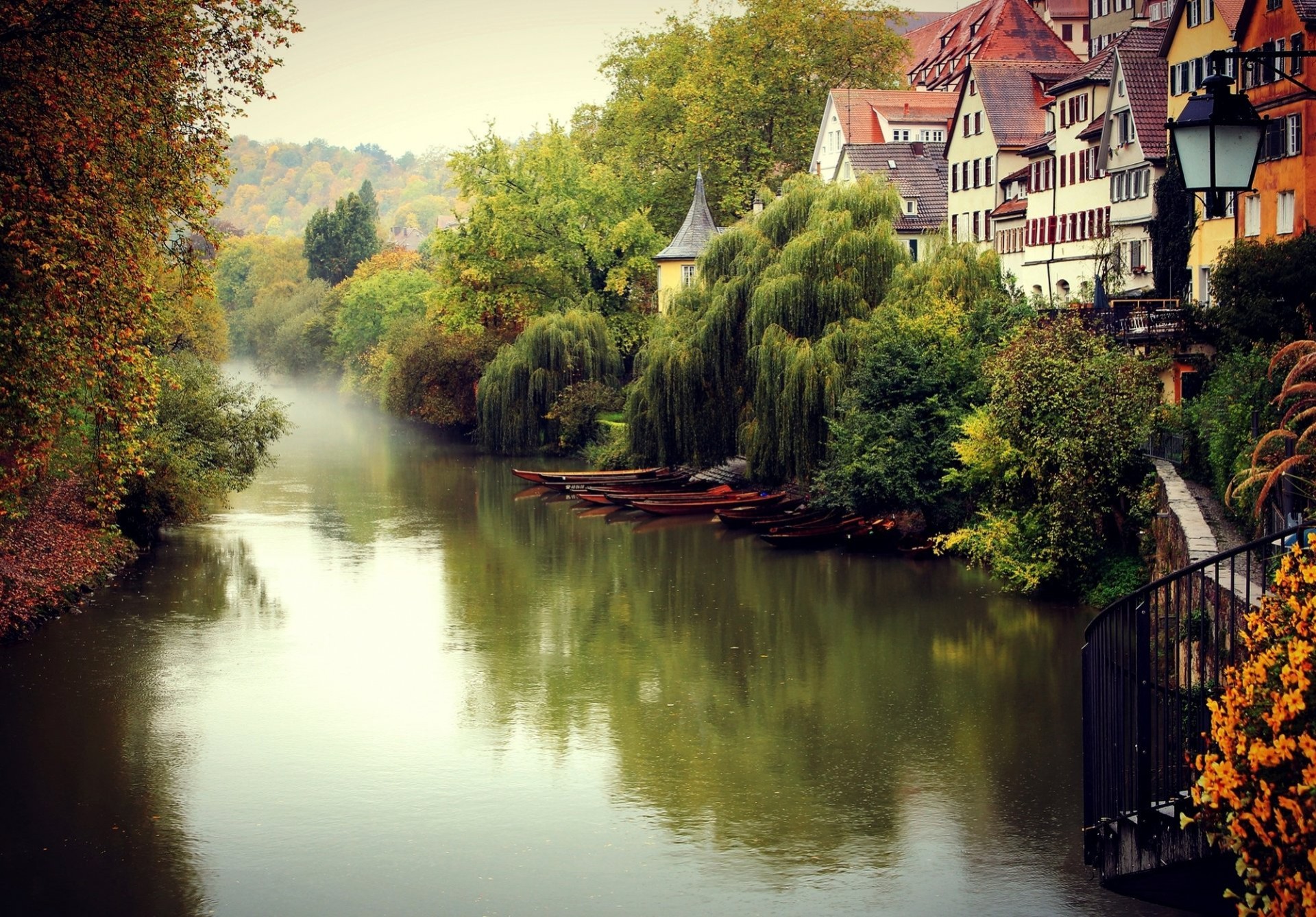 Man Made Town HD Wallpaper | Background Image