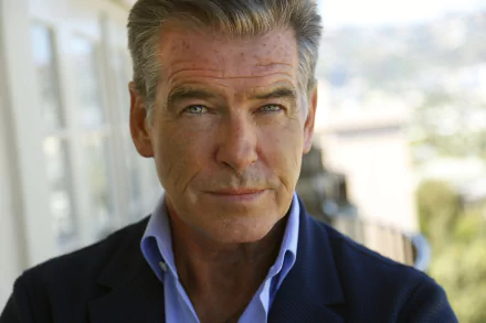 Celebrity Pierce Brosnan HD Desktop Wallpaper | Background Image
