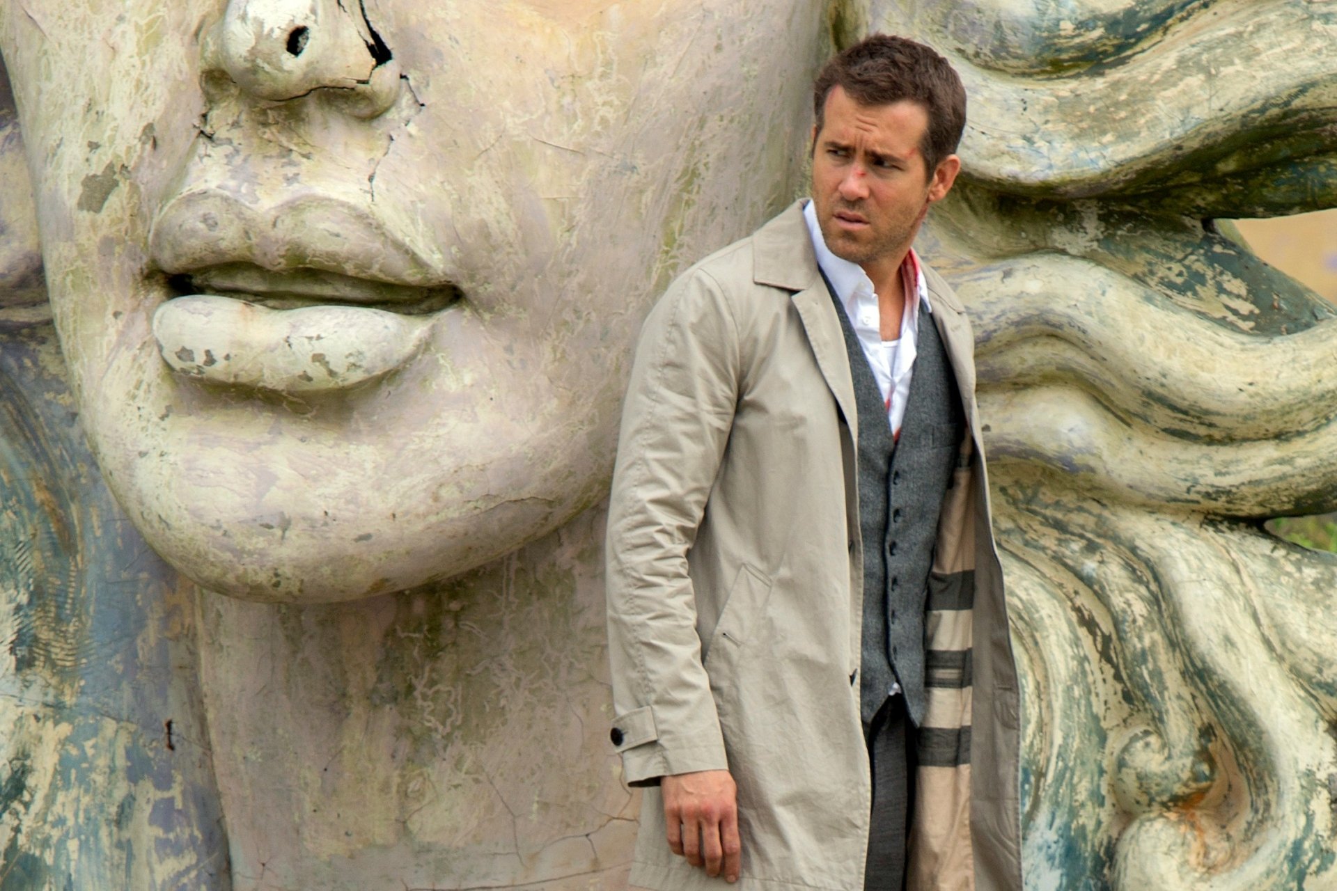 Download Ryan Reynolds Movie Self/less HD Wallpaper