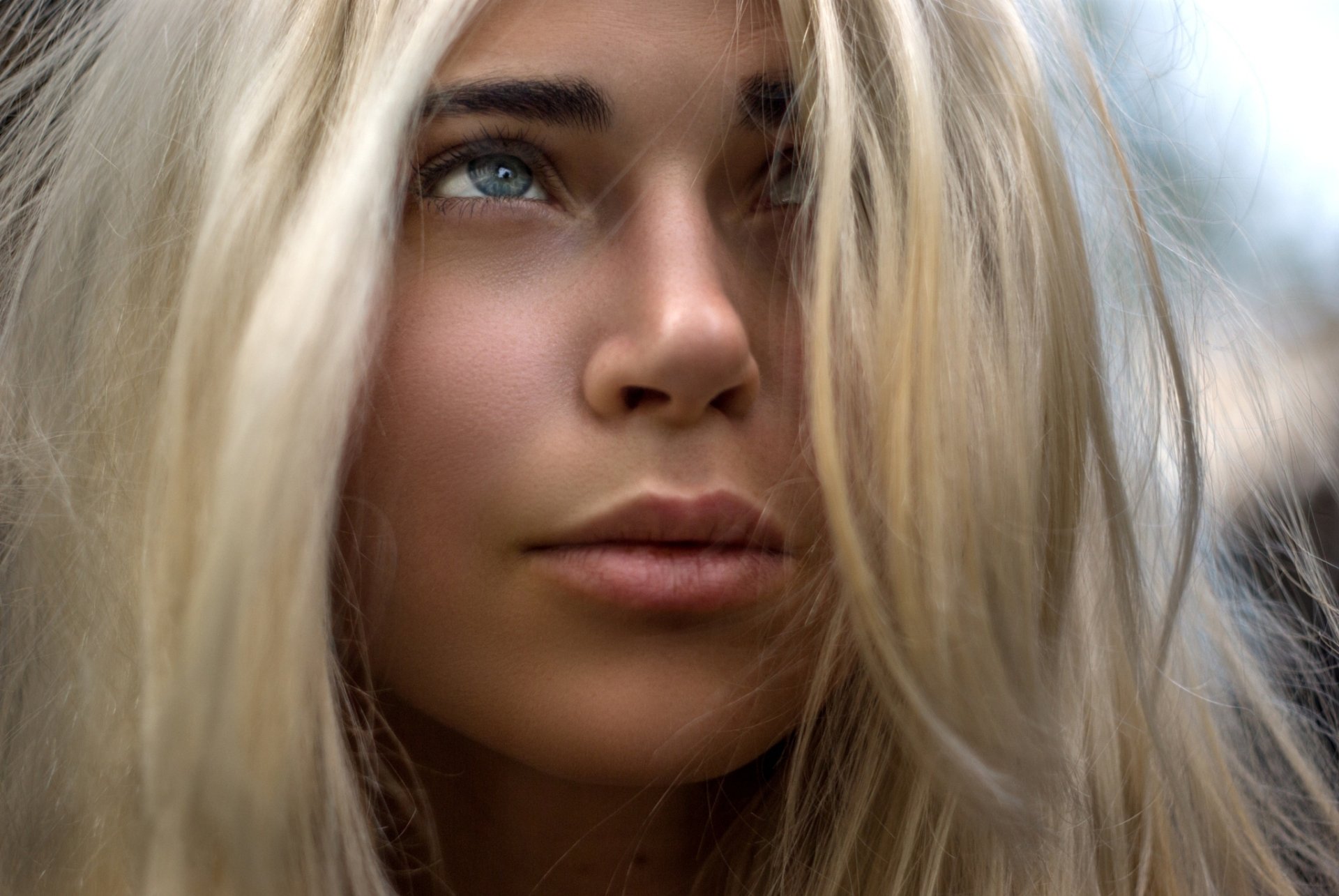 Radiant Blonde Model with Stunning Blue Eyes – HD Wallpaper Portrait