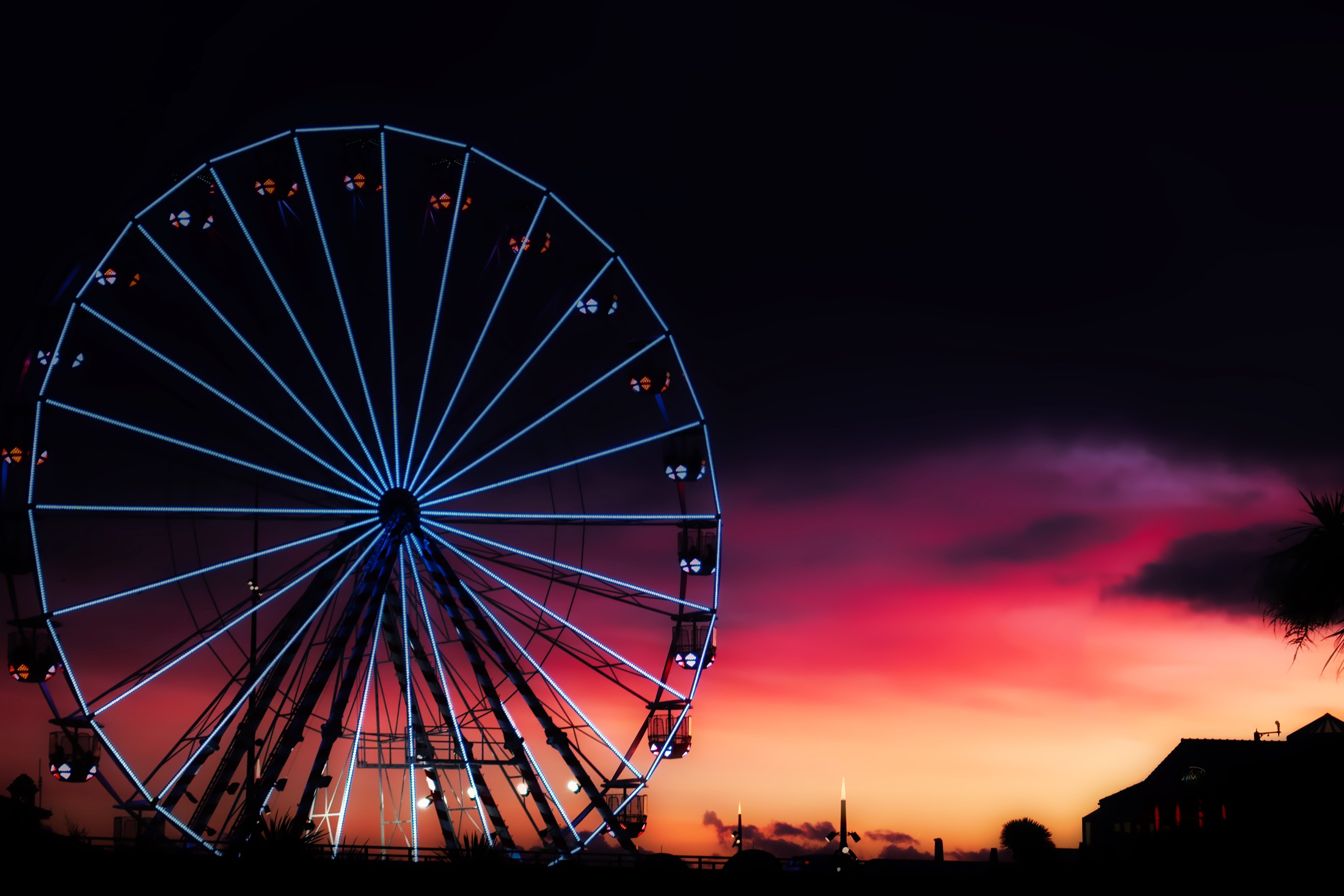 Man Made Ferris Wheel HD Wallpaper | Background Image