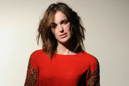 Celebrity Elizabeth Henstridge HD Desktop Wallpaper | Background Image
