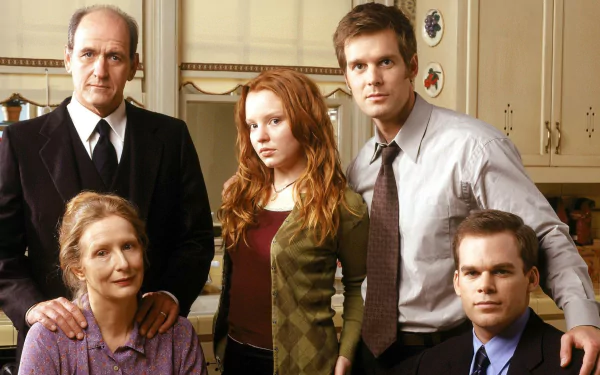  Six Feet Under Cast