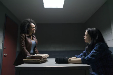Misty Knight Simone Missick Jessica Jones Krysten Ritter TV Show The Defenders HD Desktop Wallpaper | Background Image