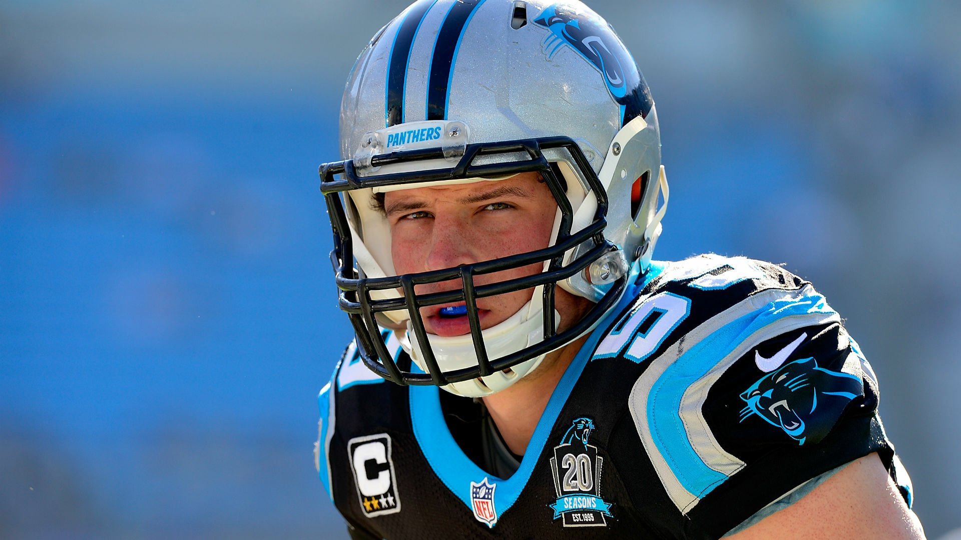 Luke Kuechly  Carolina panthers wallpaper, Carolina panthers, Carolina  panthers football