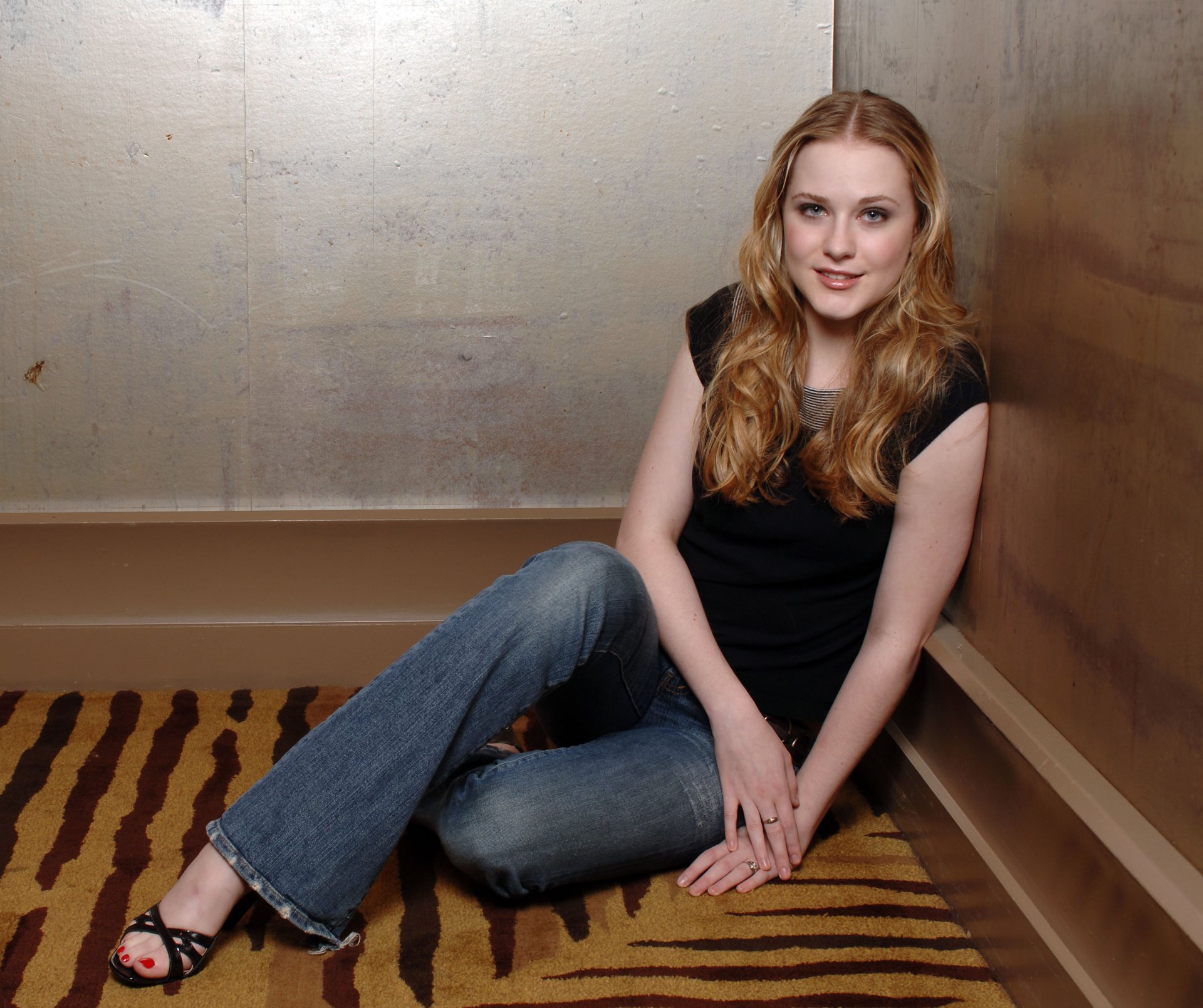 Download Blue Eyes Blonde American Actress Celebrity Evan Rachel Wood HD Wallpaper