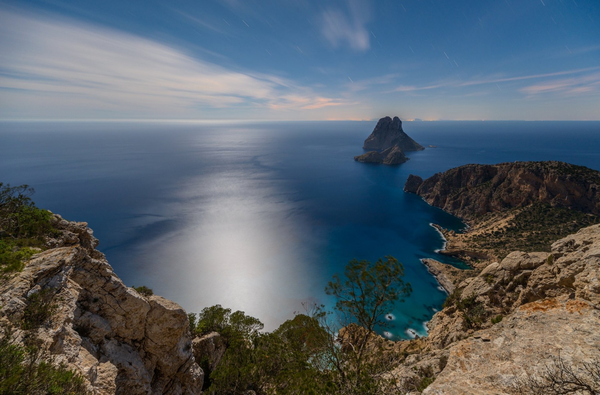 Download Coastline Sky Horizon Nature Ocean HD Wallpaper