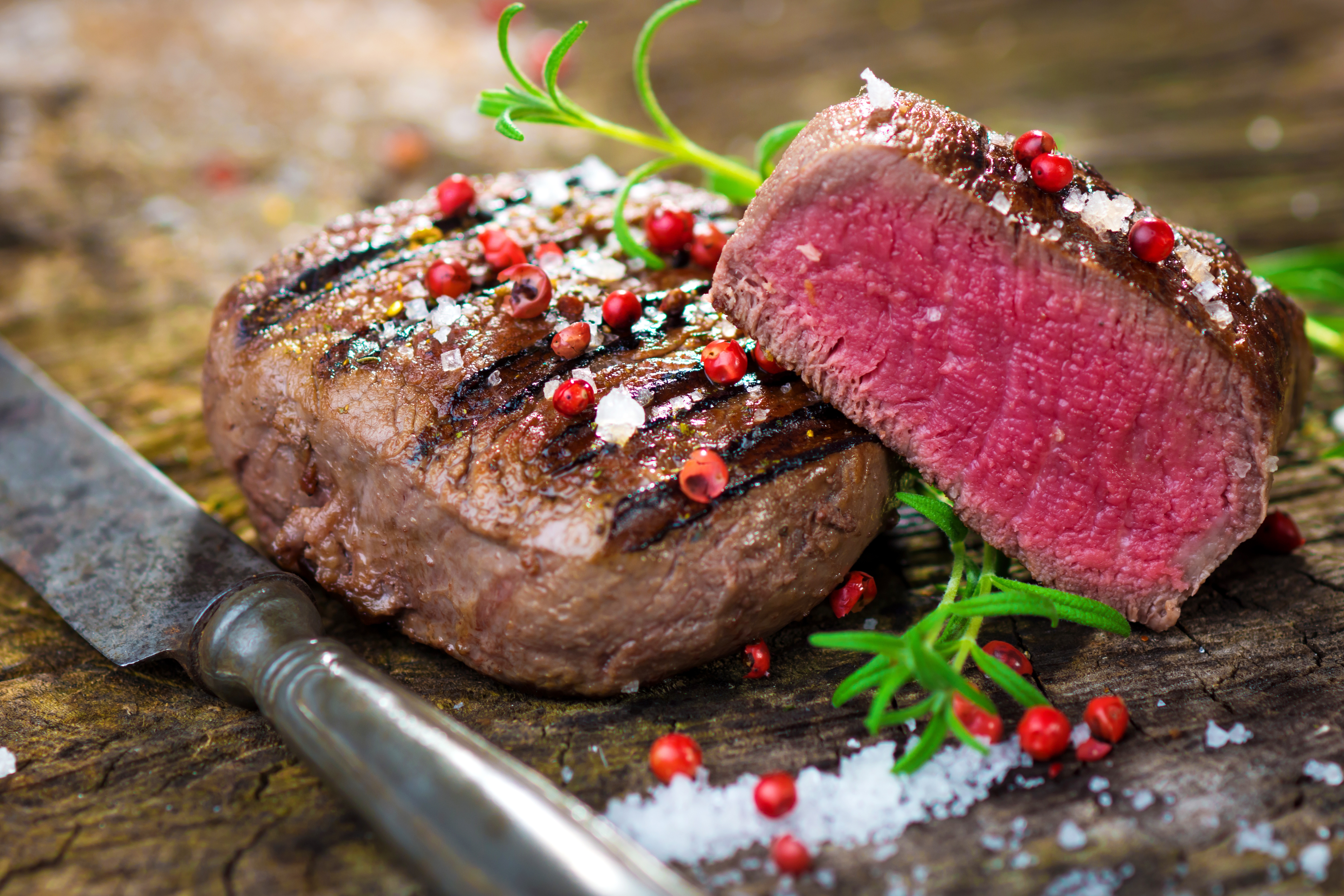 Tenderloin Steak Cooked Rare🥩 5k Retina Ultra HD Wallpaper