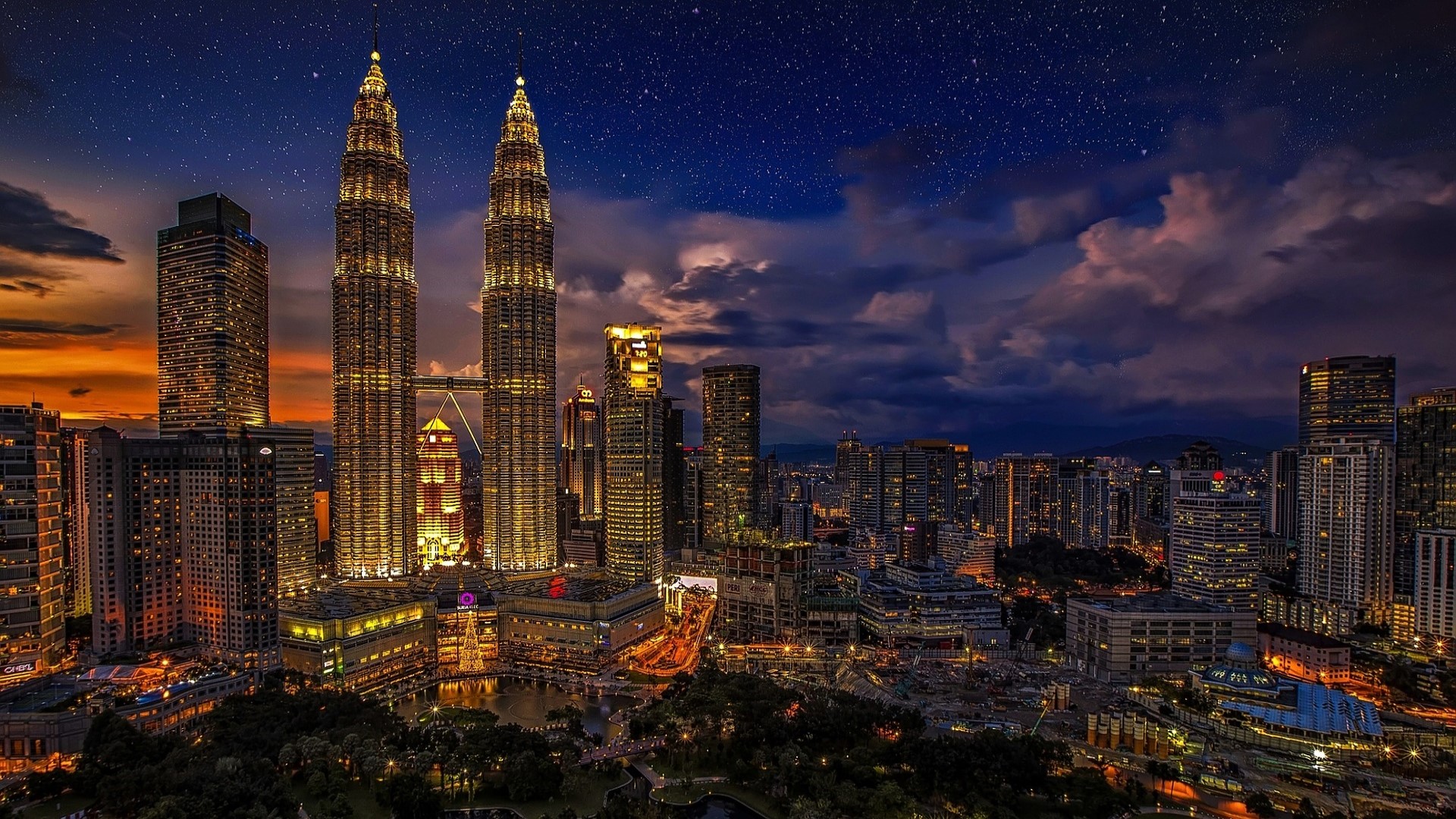 Download Petronas Towers Skyscraper Building Light Night Cityscape Download Petronas Towers Skyscraper Building Light Night Cityscape