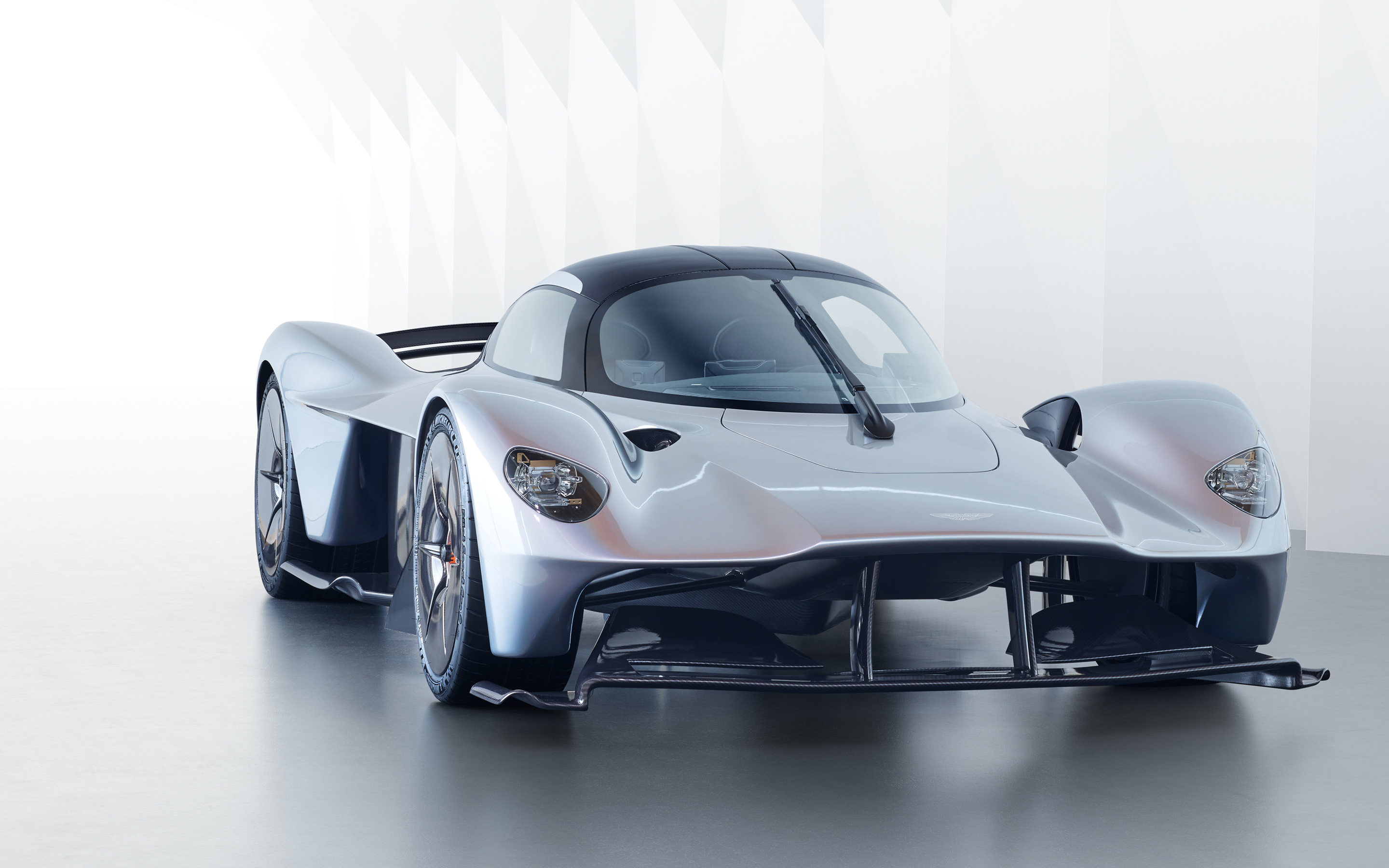 Vehicles Aston Martin Valkyrie HD Wallpaper | Background Image