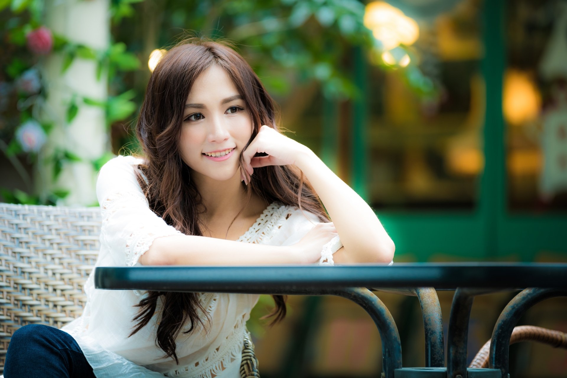 Download Depth Of Field Smile Brown Eyes Brunette Model Woman Asian 4k Ultra HD Wallpaper