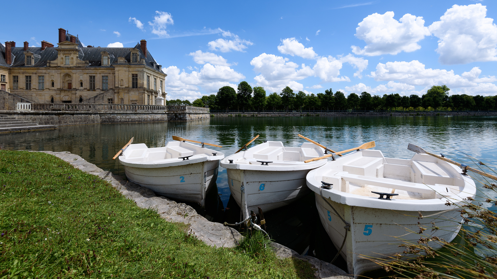 Rowboats at the Palace of Fontainebleau or Château de Fontainebleau, France