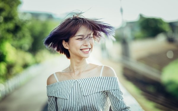 Women Mood Model Short Hair Smile Depth Of Field Sunny HD Wallpaper | Background Image