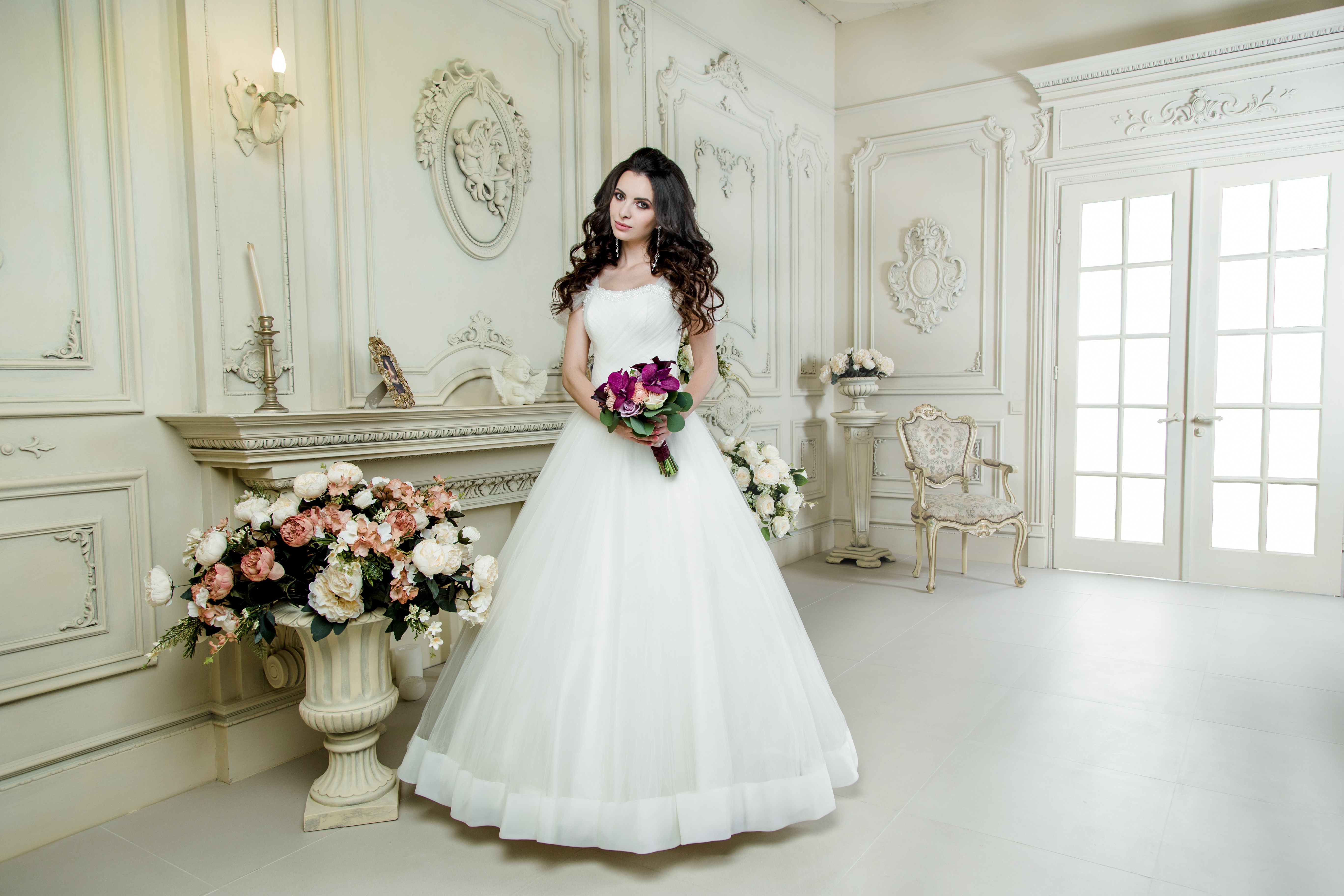 Download Brown Eyes Brunette Bouquet White Dress Wedding Dress Model Woman Bride 4k Ultra Hd 1268