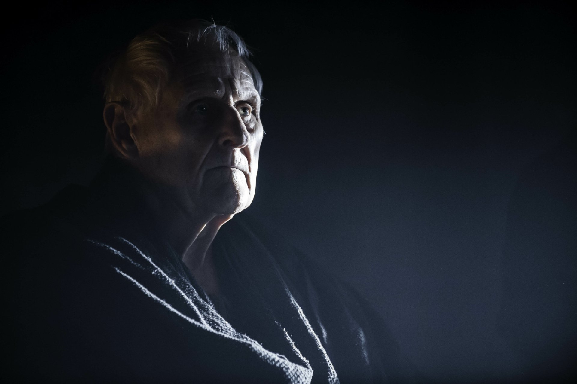 Download Peter Vaughan Aemon Targaryen TV Show Game Of Thrones 4k Ultra HD Wallpaper