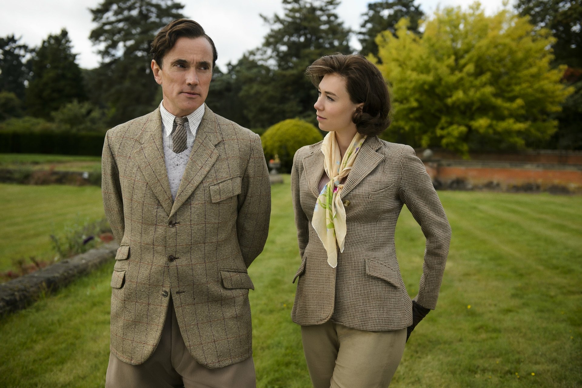 Download Peter Townsend Ben Miles Vanessa Kirby Princess Margaret TV Show The Crown HD Wallpaper