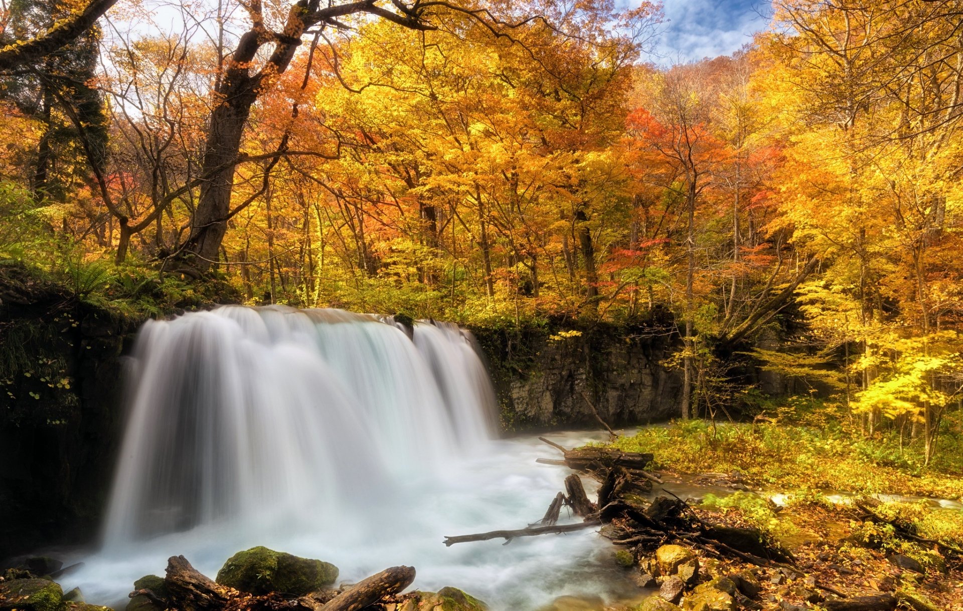 Waterfall HD Wallpaper | Background Image | 2048x1300 | ID:885259