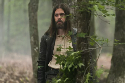 Tom Payne Paul 'Jesus' Monroe TV Show The Walking Dead HD Desktop Wallpaper | Background Image