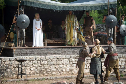 Iain Glen Jorah Mormont Emilia Clarke Daenerys Targaryen TV Show Game Of Thrones HD Desktop Wallpaper | Background Image