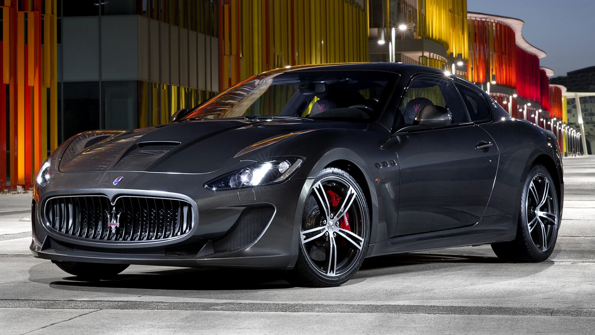 2013 Maserati GranTurismo MC Stradale HD Wallpaper 