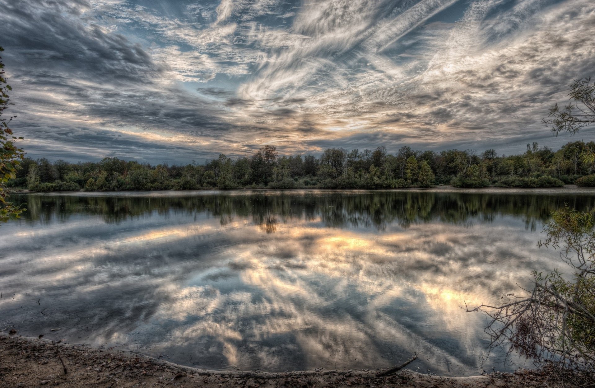 Cloud Mirror: HD Lake & Sky Reflection Wallpaper | 2048x1334 ...