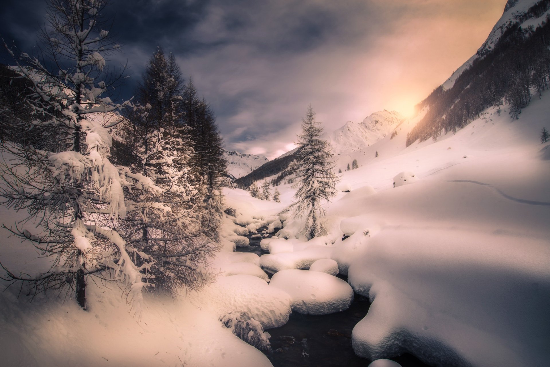 Snowy Mountain Stream: Winter Trees HD Landscape Wallpaper | 2048x1367