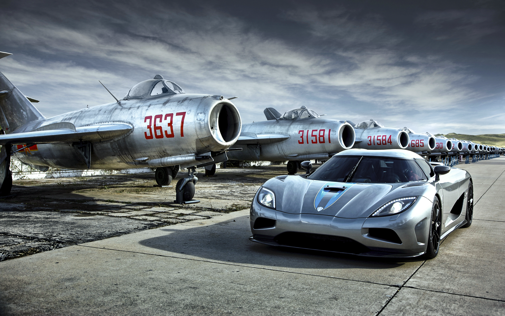Koenigsegg Agera (Car) and MiG-15 (Aircraft)