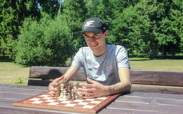 Kamil Stoch Sports HD Desktop Wallpaper | Background Image